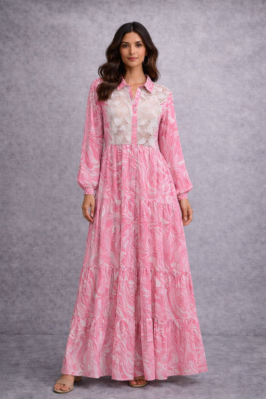 Maxi dress with short sleeves