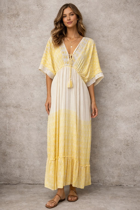 Maxi dress with short sleeves