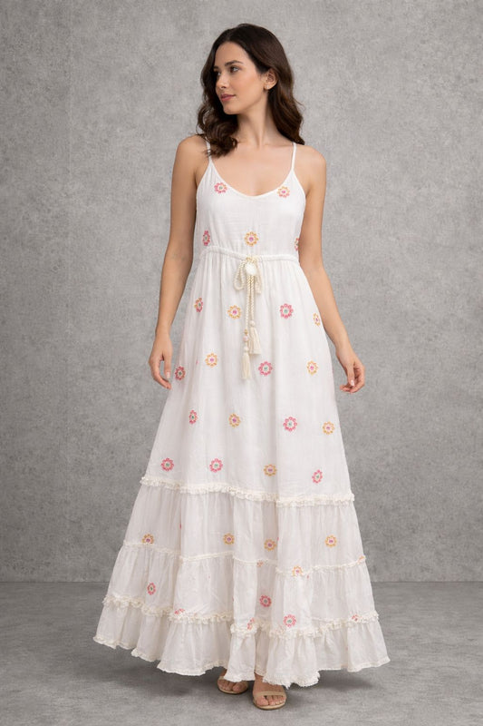 فستان ماكسي بدون أكمام مزين بتطريزات