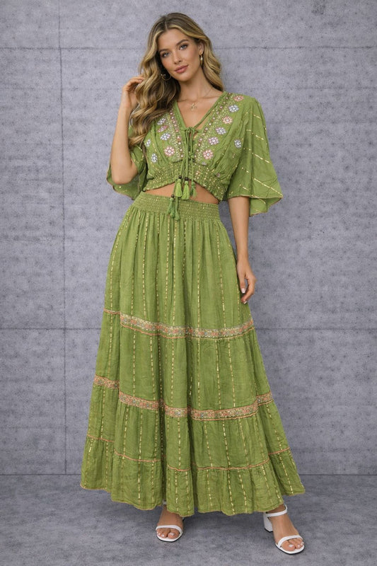 Maxi skirt and short-sleeved cotton top set with embellishments