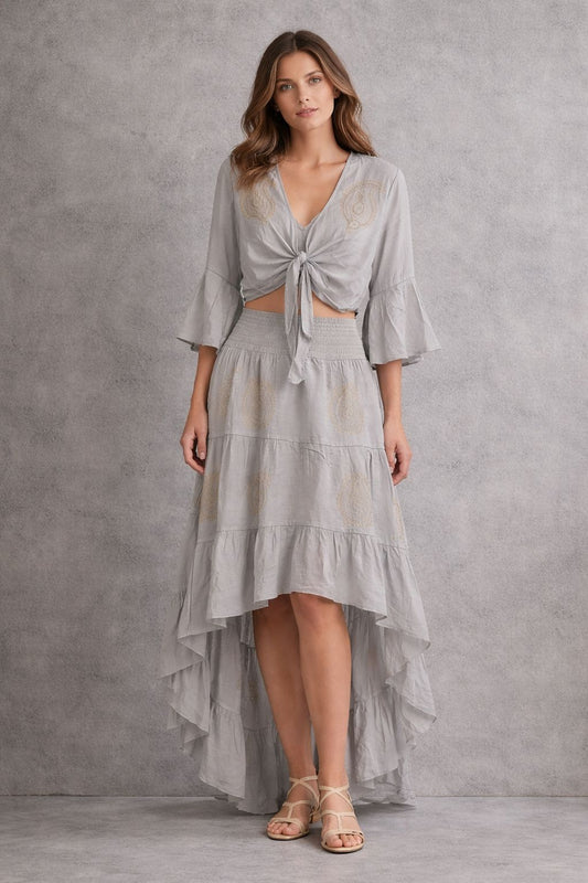 Linen skirt and short-sleeved top set with embellishments